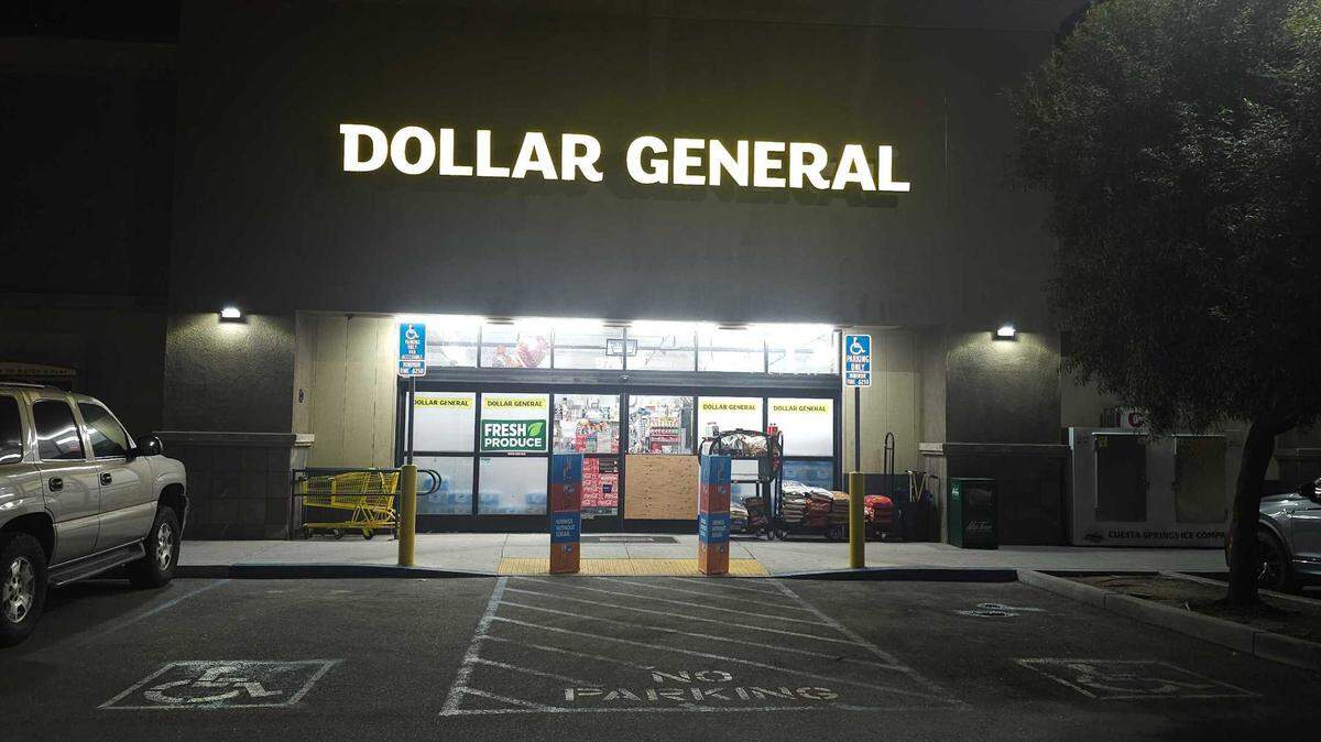 The San Luis Obispo County Sheriff’s Office detained a suspect who allegedly cut another man’s face in a fight outside of the San Miguel Dollar General store on Jan. 17, 2025.
