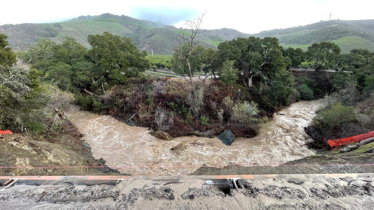 One lane has been closed on Highway 41 since September with a stoplight and alternating traffic while Caltrans works to repair the eroding embankment along a bend in Morro Creek.