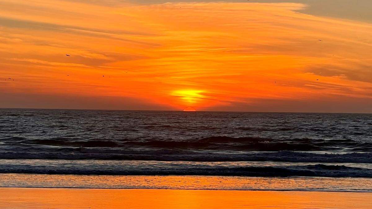 A sunset scene in Morro Bay.