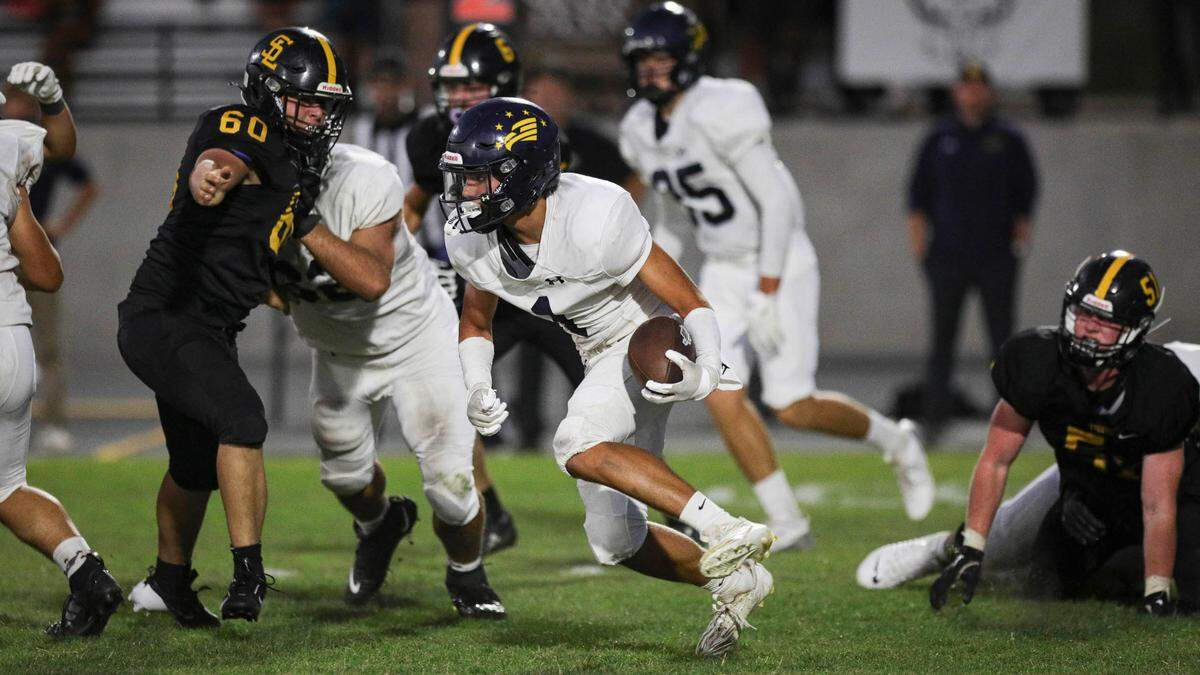 Levi Childers runs for the Eagles. Arroyo Grande beat San Luis Obispo 23-0 in a high school football game on Sept. 6, 2024.