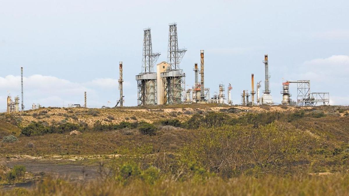 The Phillips 66 refinery on the Nipomo Mesa.
