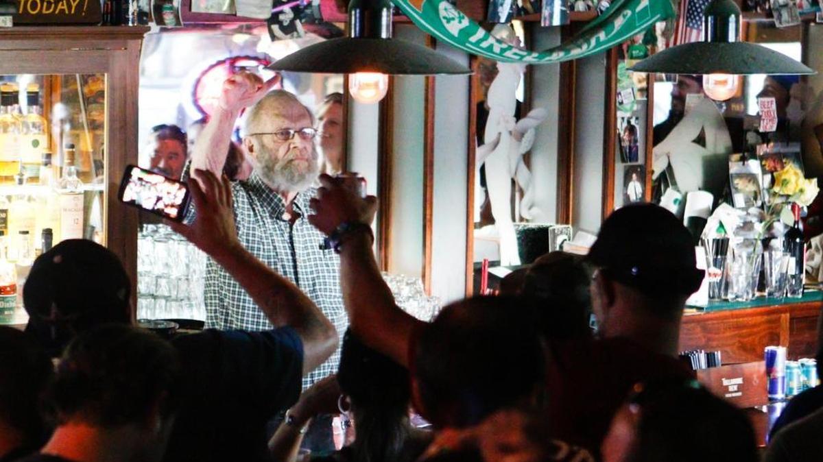 Jerry Bender, a McCarthy’s Irish Pub doorman and bartender for 30 years in San Luis Obispo, gives a speech and toasts patrons Sunday, Nov. 22, 2015, as the bar celebrates his retirement.