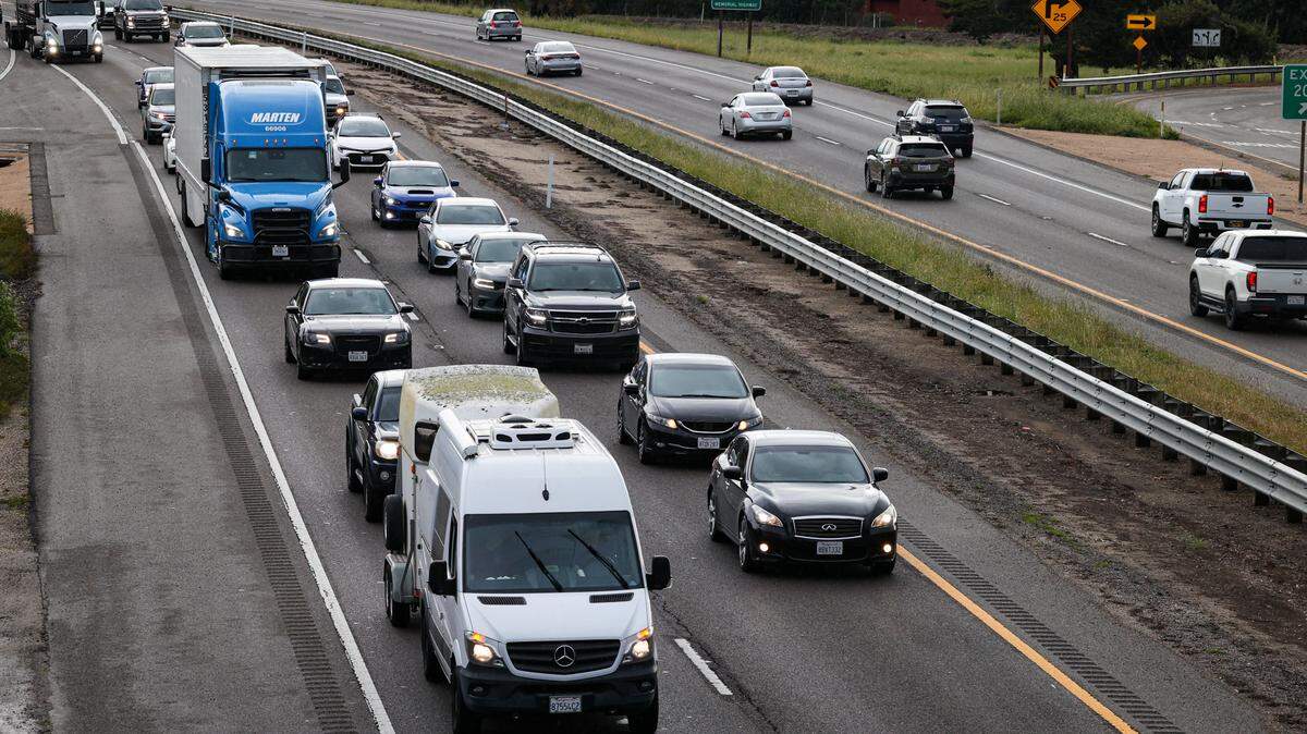 Heavy traffic on Highway 101 northbound into San Luis Obispo due to snow-related road closures on inland highways Feb. 25, 2023.