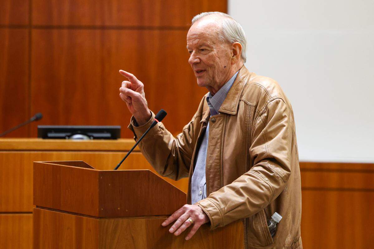 Pismo Beach Mayor Ed Waage addresses the Nuclear Regulatory Commission during a meeting at the Board of Supervisors chambers in San Luis Obispo on May 3, 2023. The commission was in town to discuss the potential relicensing and safety of Diablo Canyon nuclear power plant.