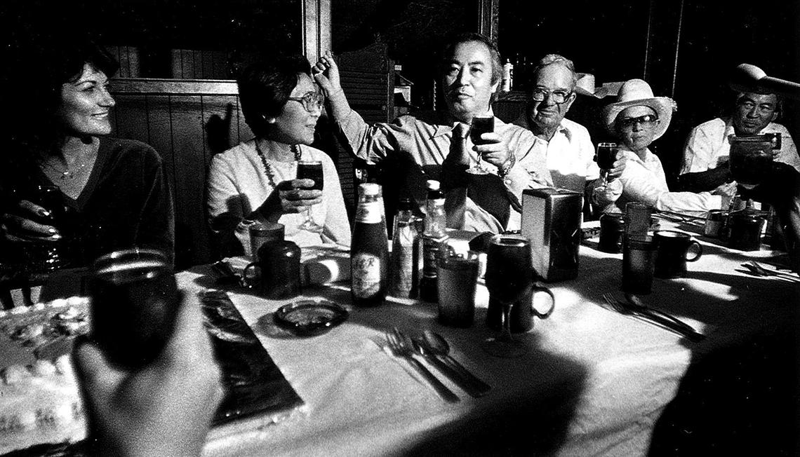 Japanese businessman Seita Ohnishi leads a toast to Dean at Stella’s Country Kitchen in Cholame on Sept. 30, 1980.