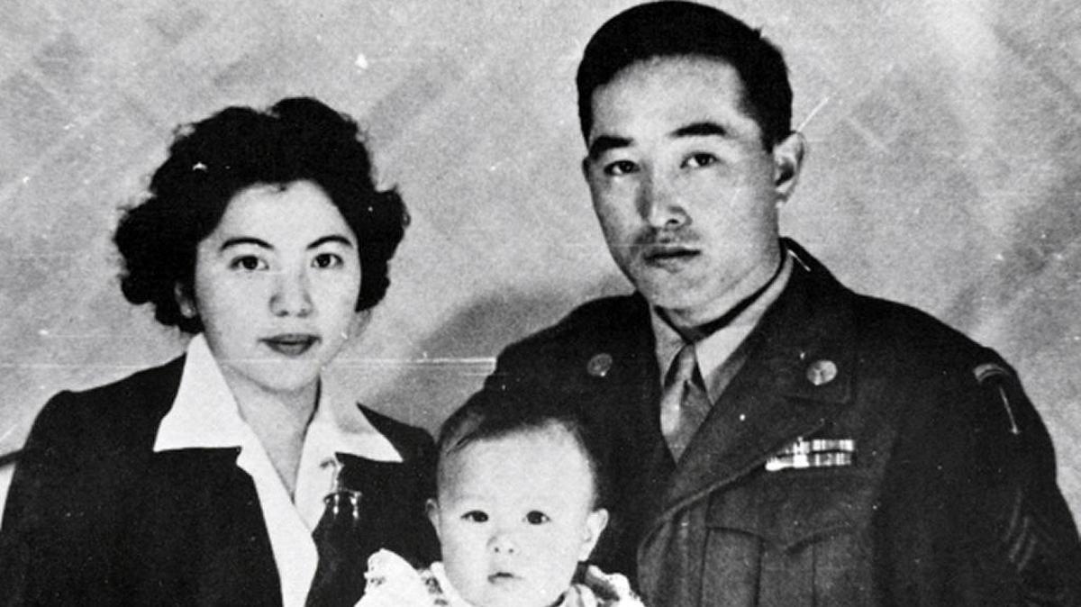 Ann and Patrick Nagano with their daughter Karen in 1945.