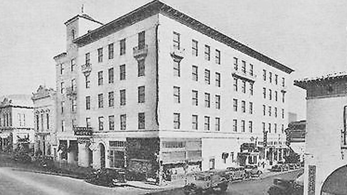 The Anderson Hotel in 1925.