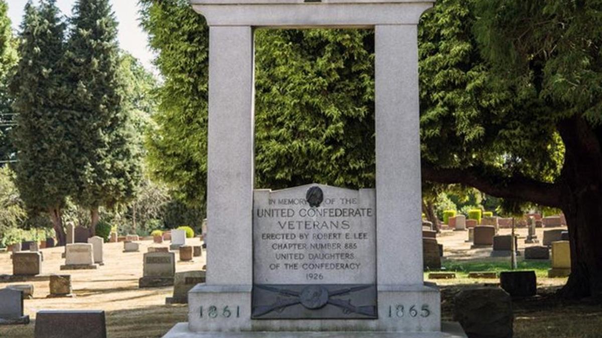 The Hollywood Forever Cemetery removed this Confederate memorial in mid-August 2017