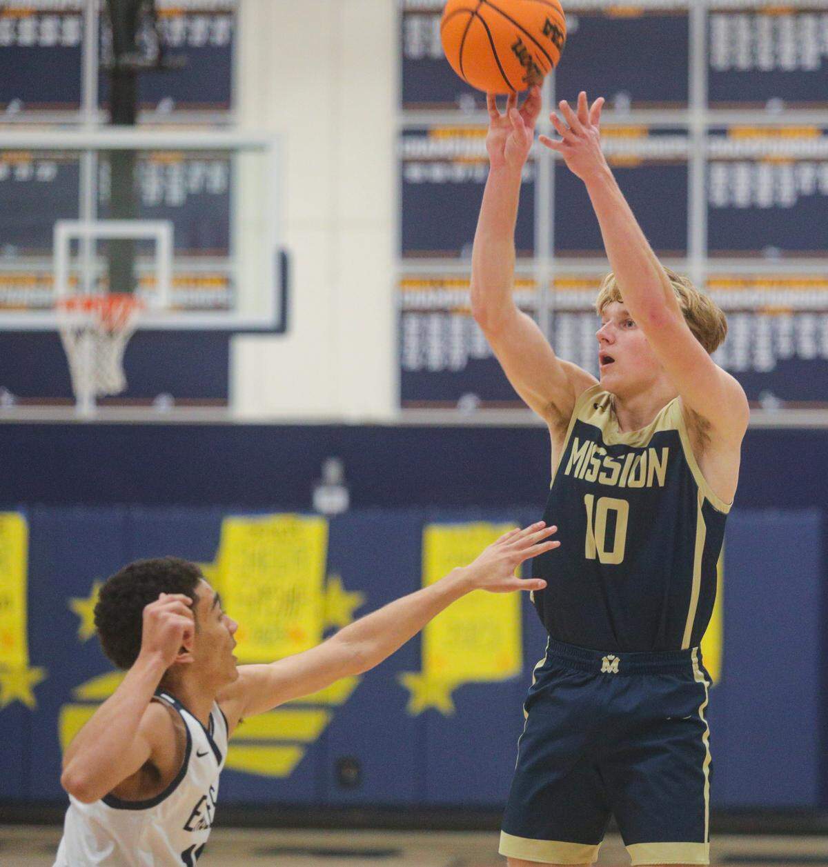 Wyatt Maulhardt shoots for Mission Prep in the Royals’ win over Arroyo Grande on Feb. 10, 2023.