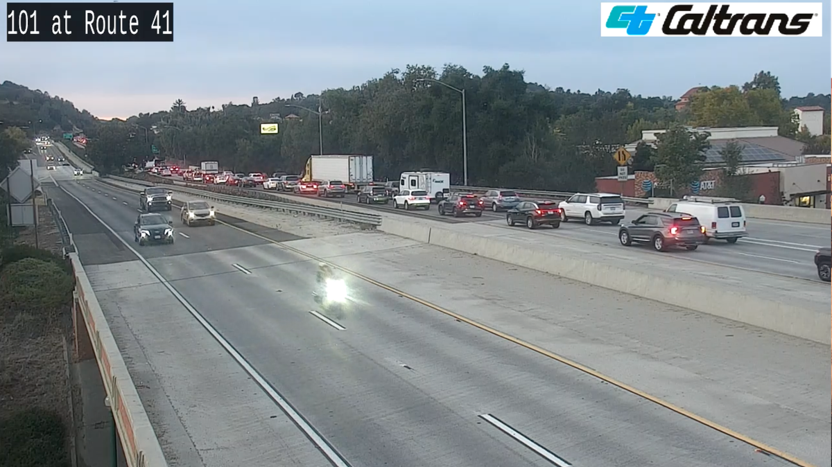 Traffic backs up on northbound Highway 101 in Atascadero after multiple crashes on Nov. 9, 2023.