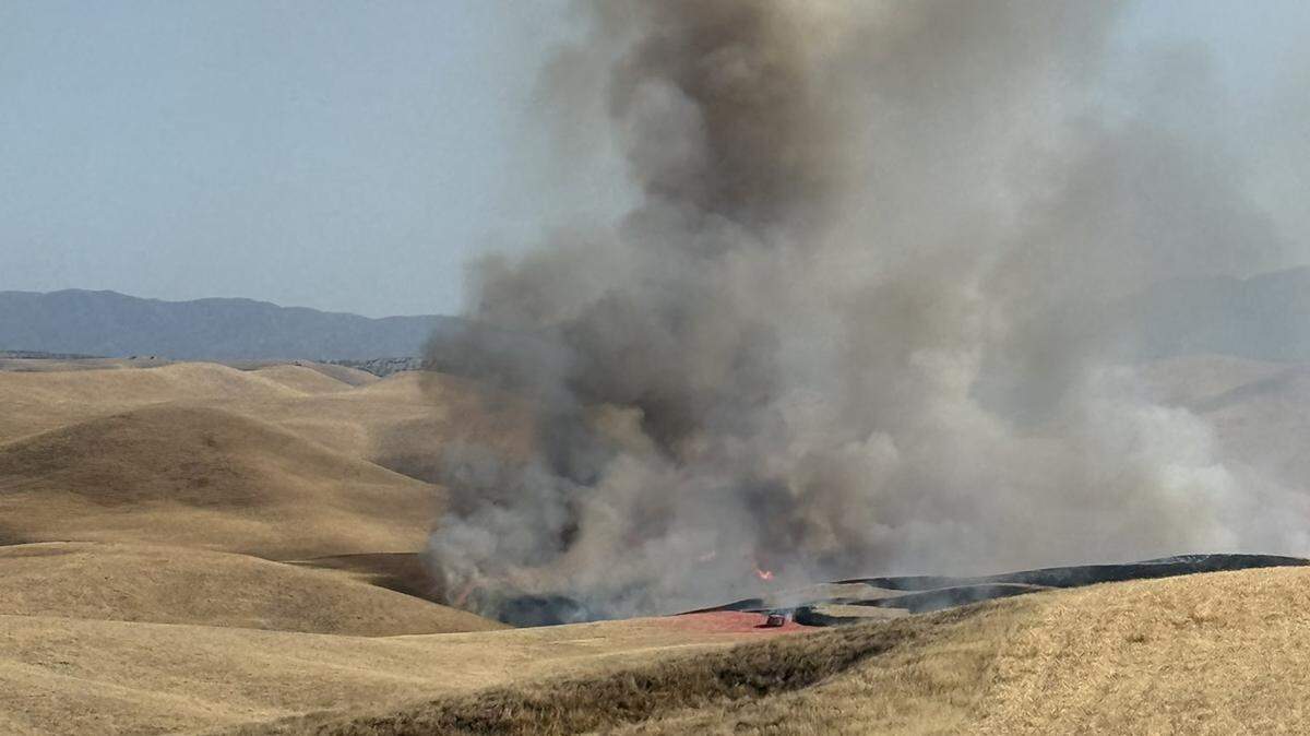 A vegetation fire ballooned to 1,300 acres in Shandon in northern San Luis Obispo County on June 14, 2025.