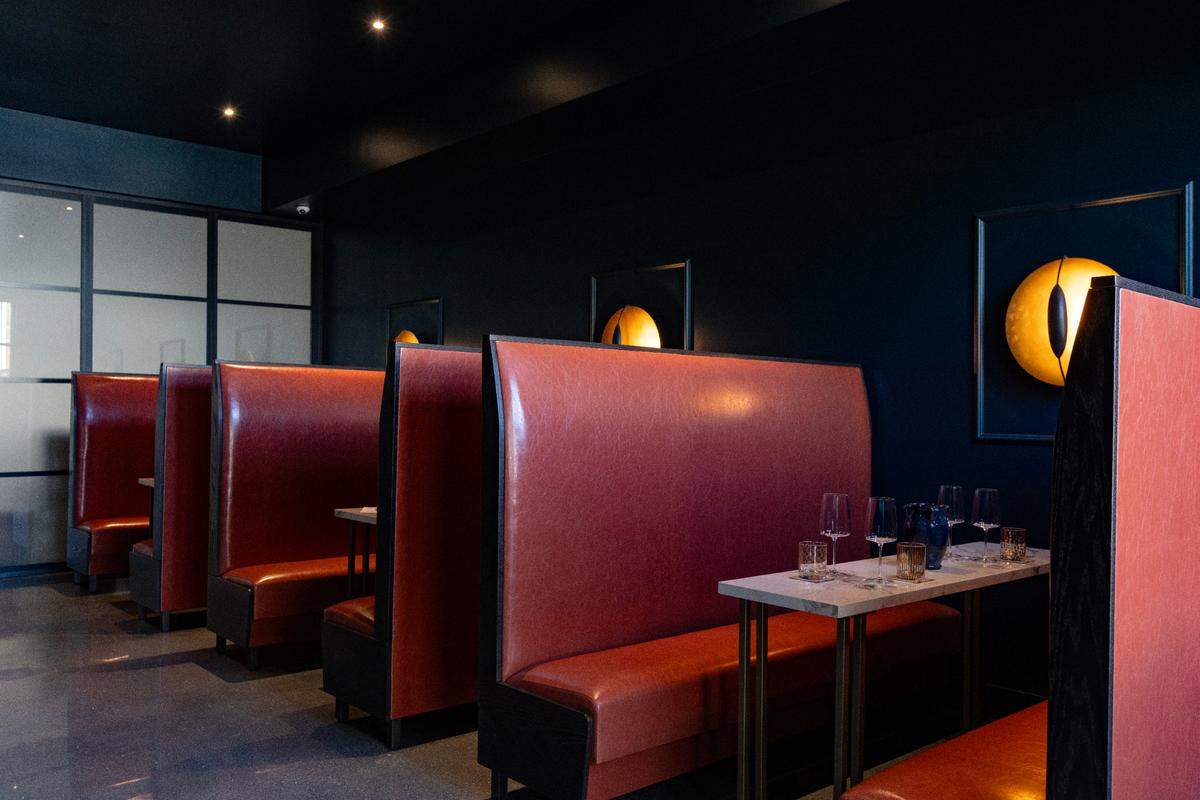 Hope on Park on Pine Street in Paso Robles features a sidewalk tasting bar and three themed rooms.