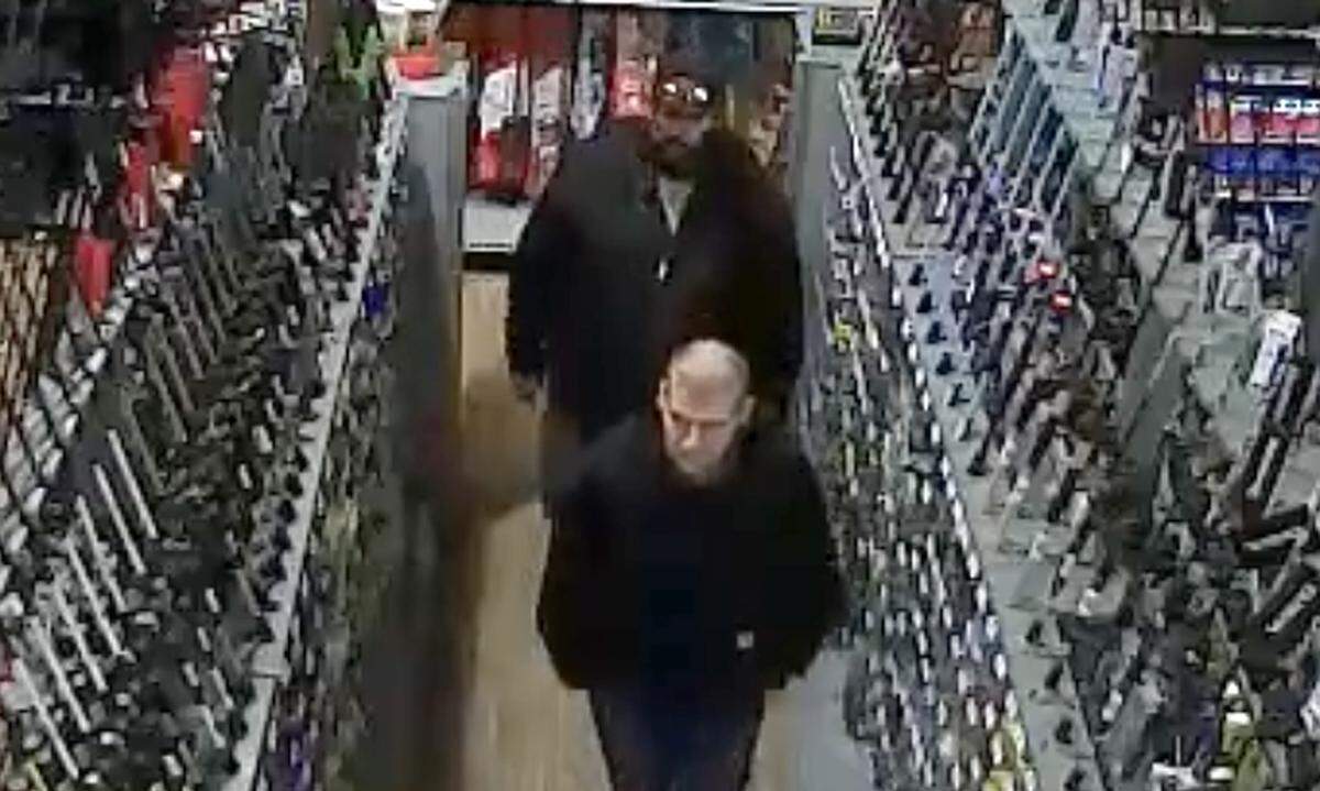 The San Luis Obispo Police Department is asking the public for help in identifying two people suspected of stealing more than $1,400 worth of fishing reels from Dick’s Sporting Goods on April 25, 2023.