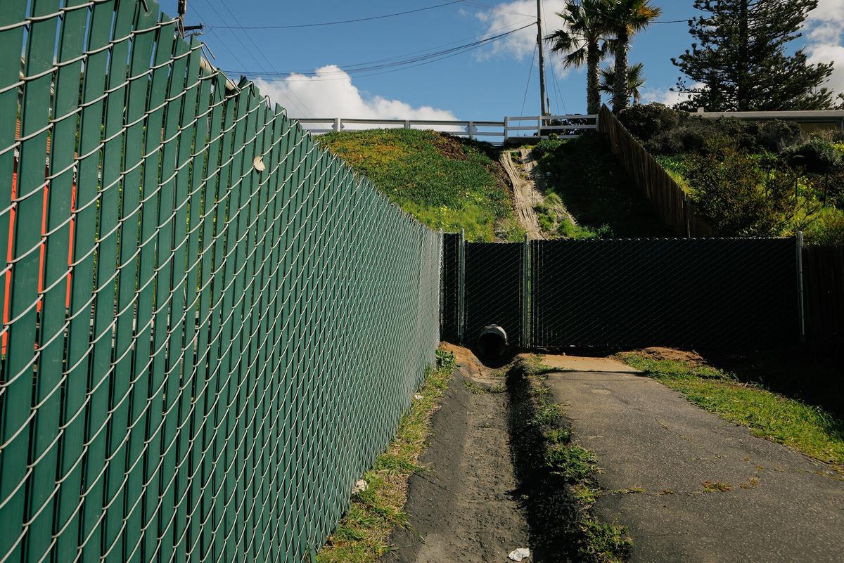 The stairs from Surf Street to Embarcadero in Morro Bay have been removed.