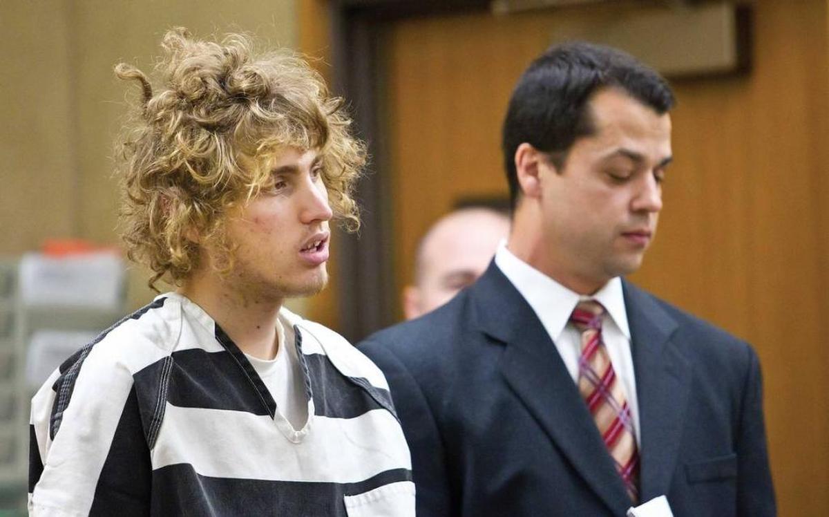 Andrew Wesley Downs (left) with attorney Matt Guerrero in a San Luis Obispo courtroom during Downs’ arraignment in 2010.
