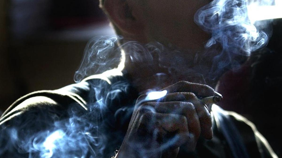 Paso Robles is tightening smoking regulations.