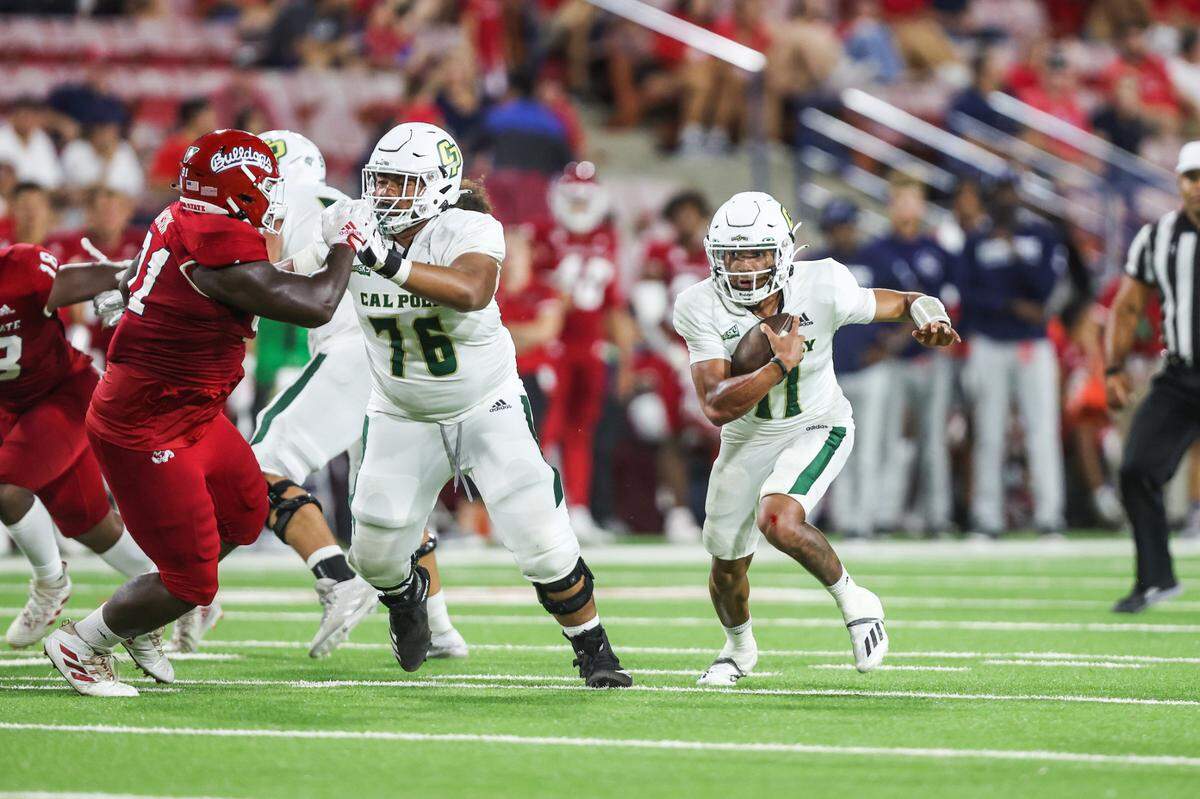 Quarterback Jaden Jones runs the ball during Cal Poly’s 35-7 loss to Fresno State on Thursday, Sept. 1, 2022.