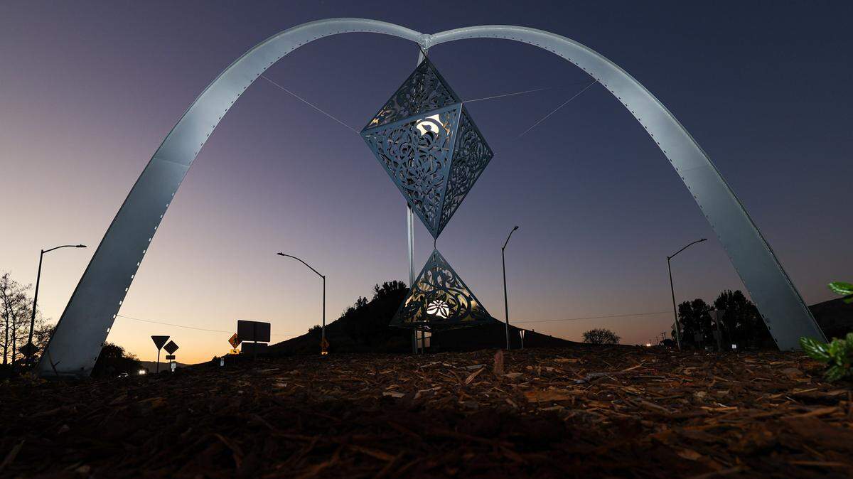 A three-legged sculpture called “The Greys in Between” by artist Anila Quayyum Agha adorns the new roundabout at Orcutt and Tank Farm roads next to Islay Park. The work was commissioned by the City of San Luis Obispo’s Public Art Program in partnership with the San Luis Obispo Museum of Art.