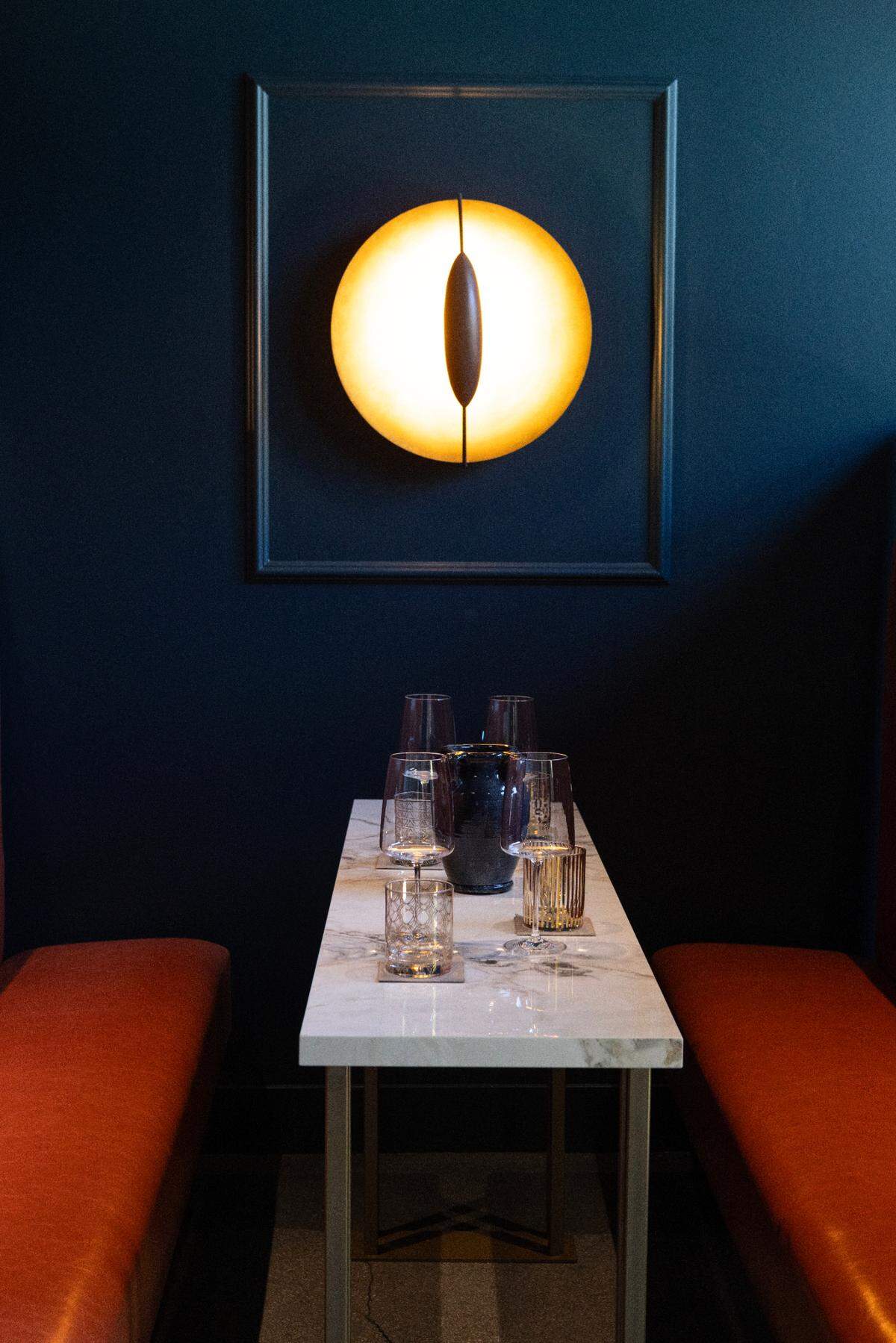 Hope on Park on Pine Street in Paso Robles features a sidewalk tasting bar and three themed rooms.