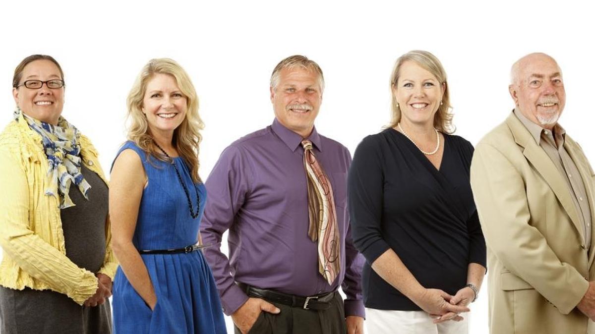 Five candidates are running for two four-year seats on the Arroyo Grande City Council: academic adviser LeAnn Akins, incumbent Kristen Barneich, Planning Commission member John Mack, former county Supervisor and City Councilwoman Caren Ray and Traffic Commission member Ken Sage.