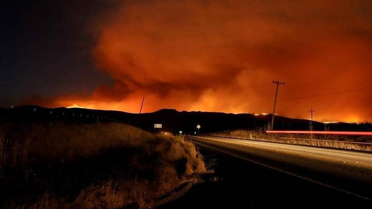 The Alamo Fire from Highway 166 looking east early Saturday morning, July 8, 2017.