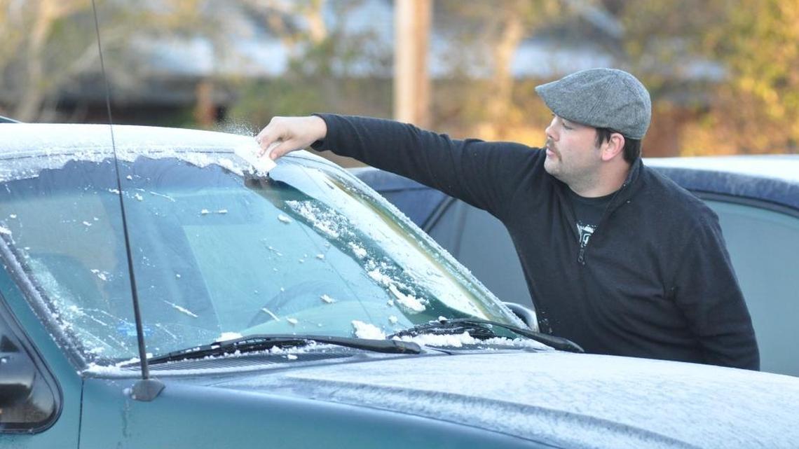 Can I get a ticket for not clearing frost or fog from my windshield? What SC law says