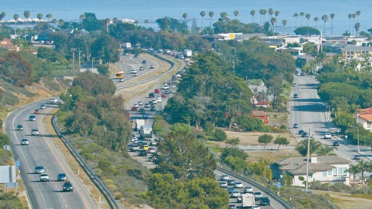 Traffic backs up on Highway 101 southbound at the Shell Beach Straits in San Luis Obispo County. The portion of Highway 101 that runs through Santa Clara County was ranked among America’s top 50 most dangerous highways.