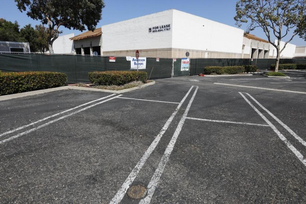 The former Gottshalks and Forever 21 location in the San Luis Obispo Promenade is once again seeking a tenant.