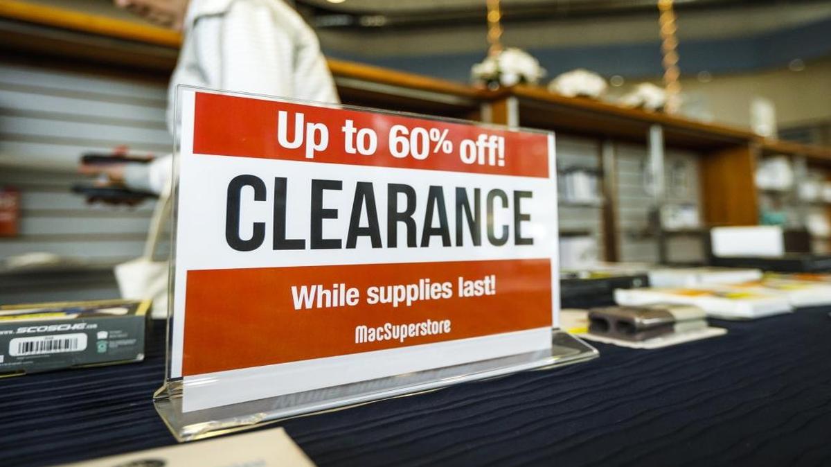MacSuperstore is having clearance sales as it prepares to go out of business.