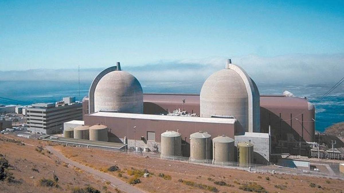 Diablo Canyon nuclear power plant in 2002.