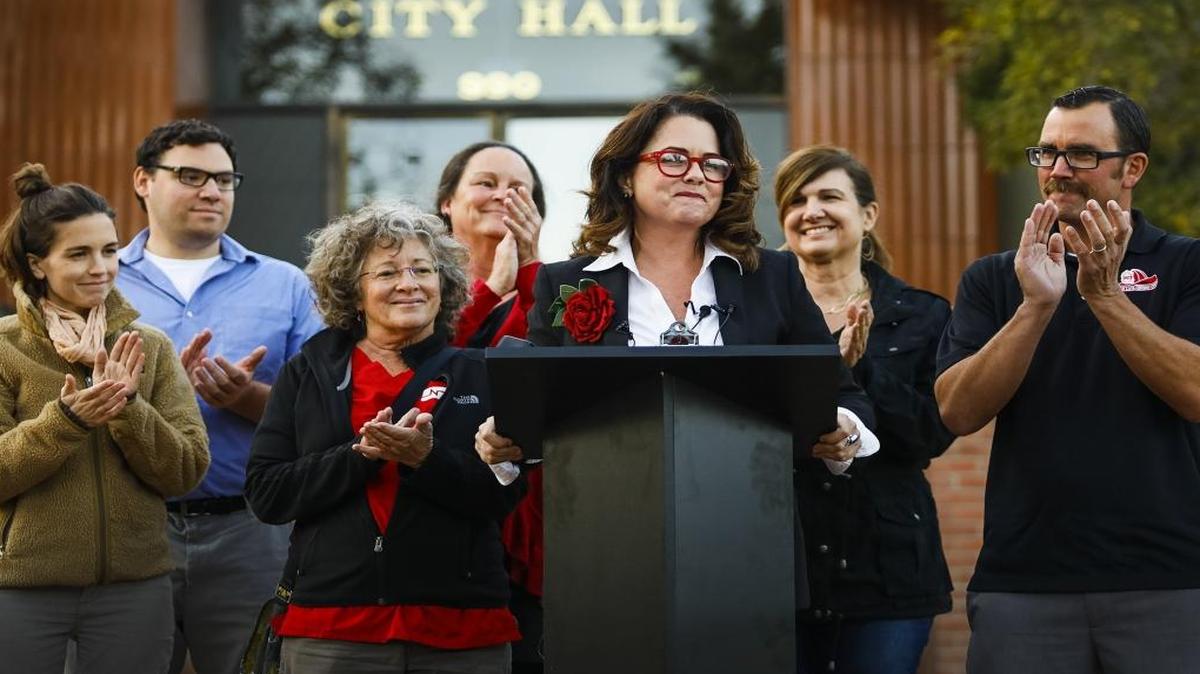 San Luis Obispo Mayor Heidi Harmon speaks in November 2016.