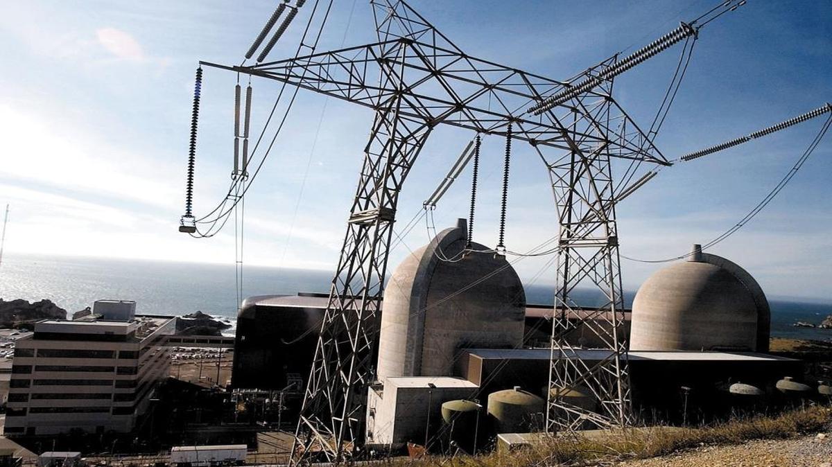 The Diablo Canyon Nuclear Power Plant in Avila Beach, California shown on Thursday December 6, 2001.