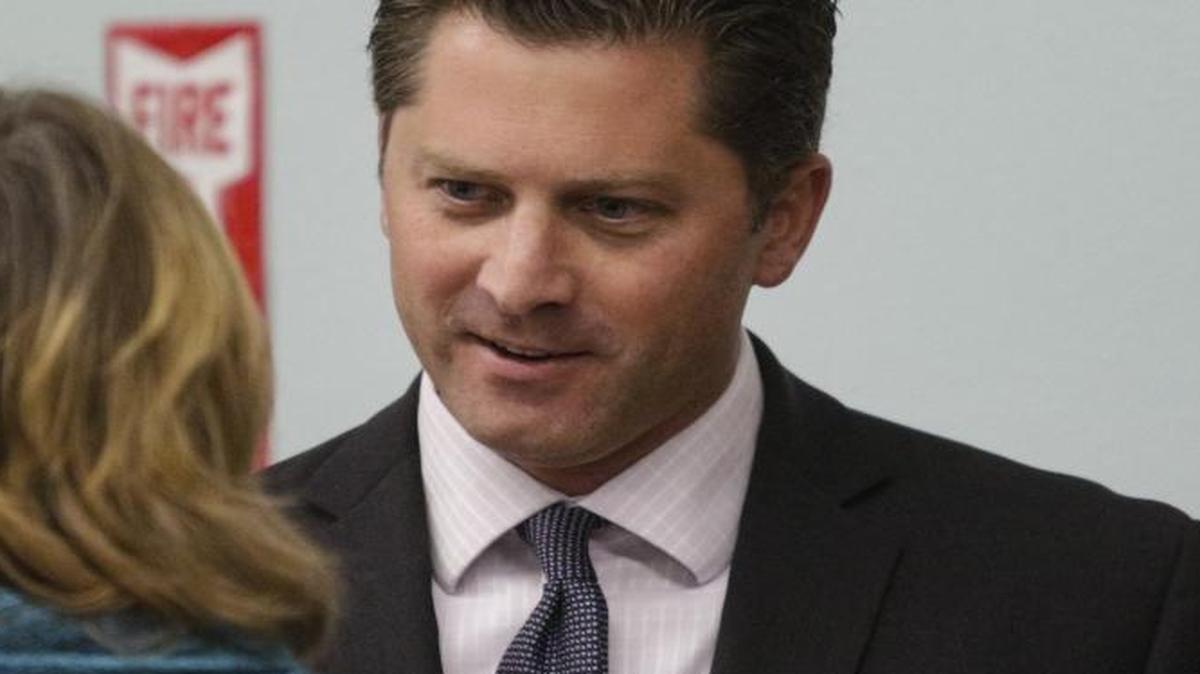 Jordan Cunningham, who is running for California Assembly, talks at a candidate meet-and-greet at Shell Beach Veterans Hall on Oct. 10.