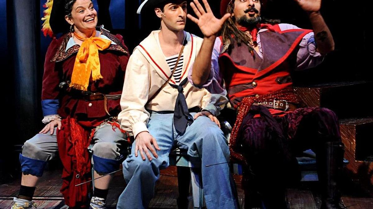 From left, Jacqueline Hildebrand, Alex Stewart and George Walker as the Pirate King discuss a paradox in PCPA’s “The Pirates of Penzance.”