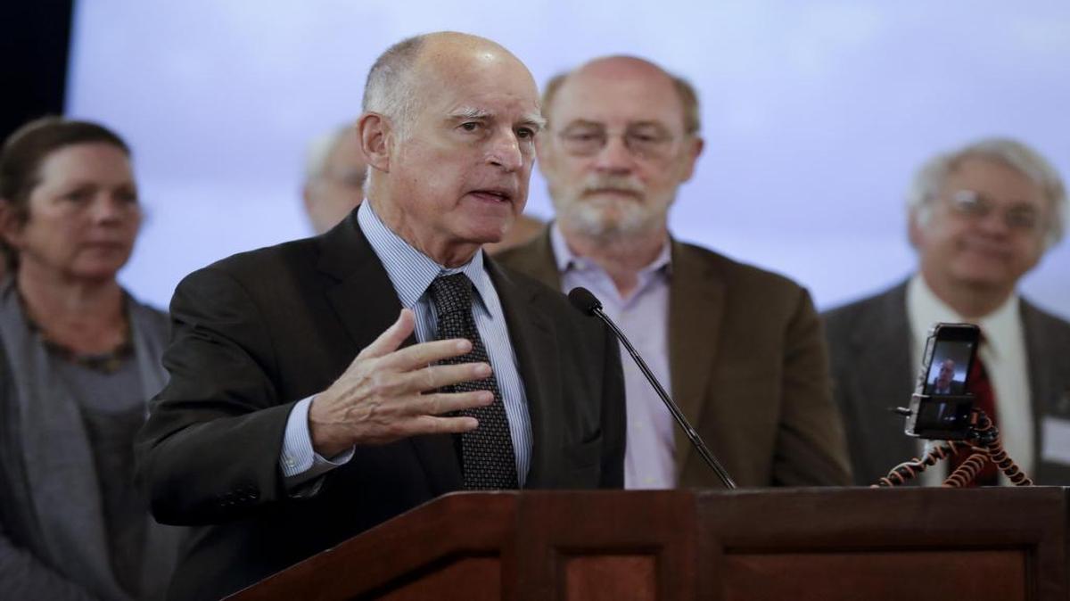 California Gov. Jerry Brown speaks at a news conference to launch a new organization aimed at protecting the oceans, called the International Alliance to Combat Ocean Acidification, at the Hotel del Coronado Tuesday, Dec. 13, 2016, in Coronado, Calif.