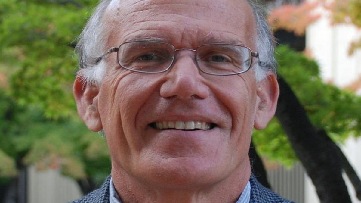 Victor Davis Hanson.