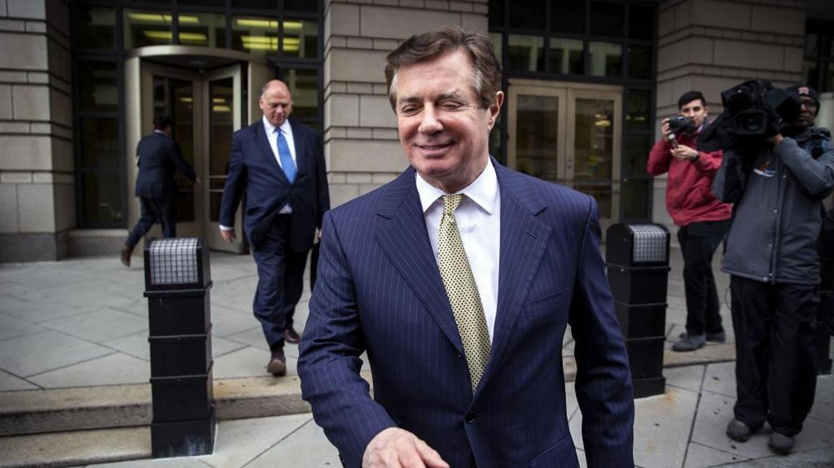 Paul Manafort, former campaign manager for Donald Trump, exits from federal court in Washington on April 19, 2018. MUST CREDIT: Bloomberg photo by Al Drago