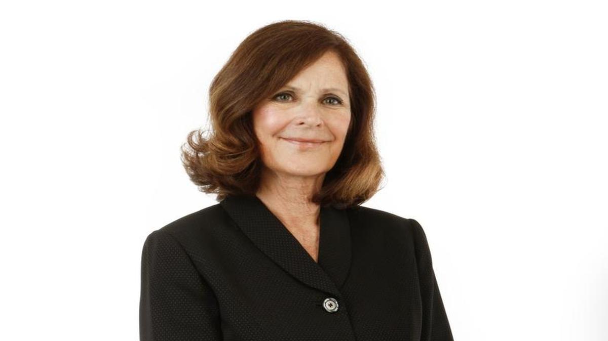 Sandra Nielson.