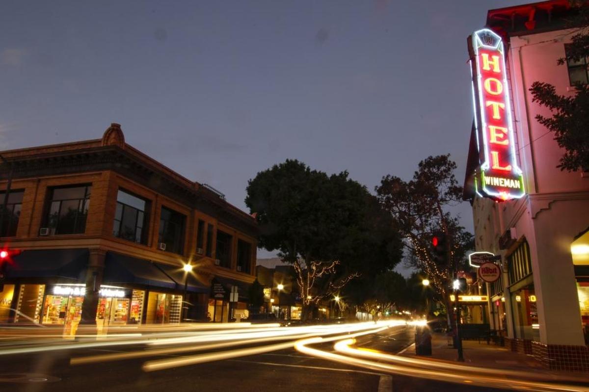 The corner of Higuera and Chorro Streets is the one of the major commercial corners.