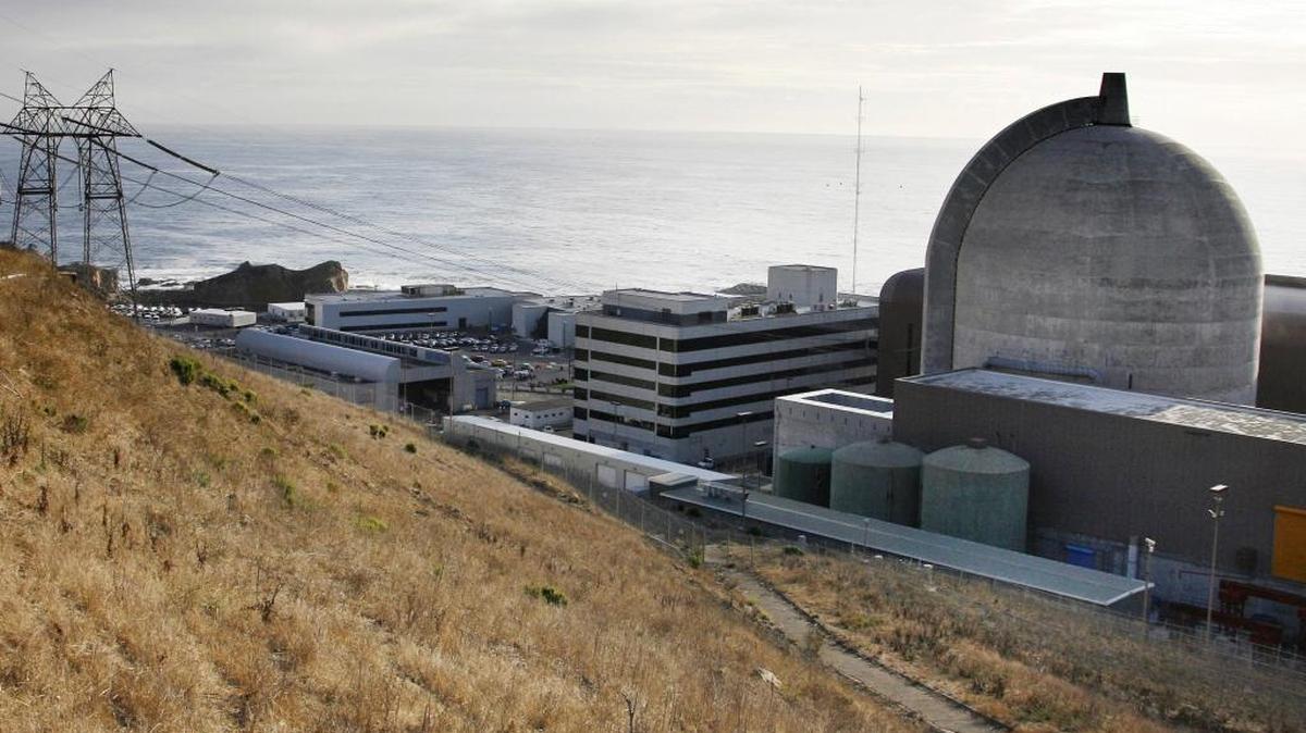 PG&E’s Diablo Canyon nuclear power plant’s reactors in Avila Beach in 2008.