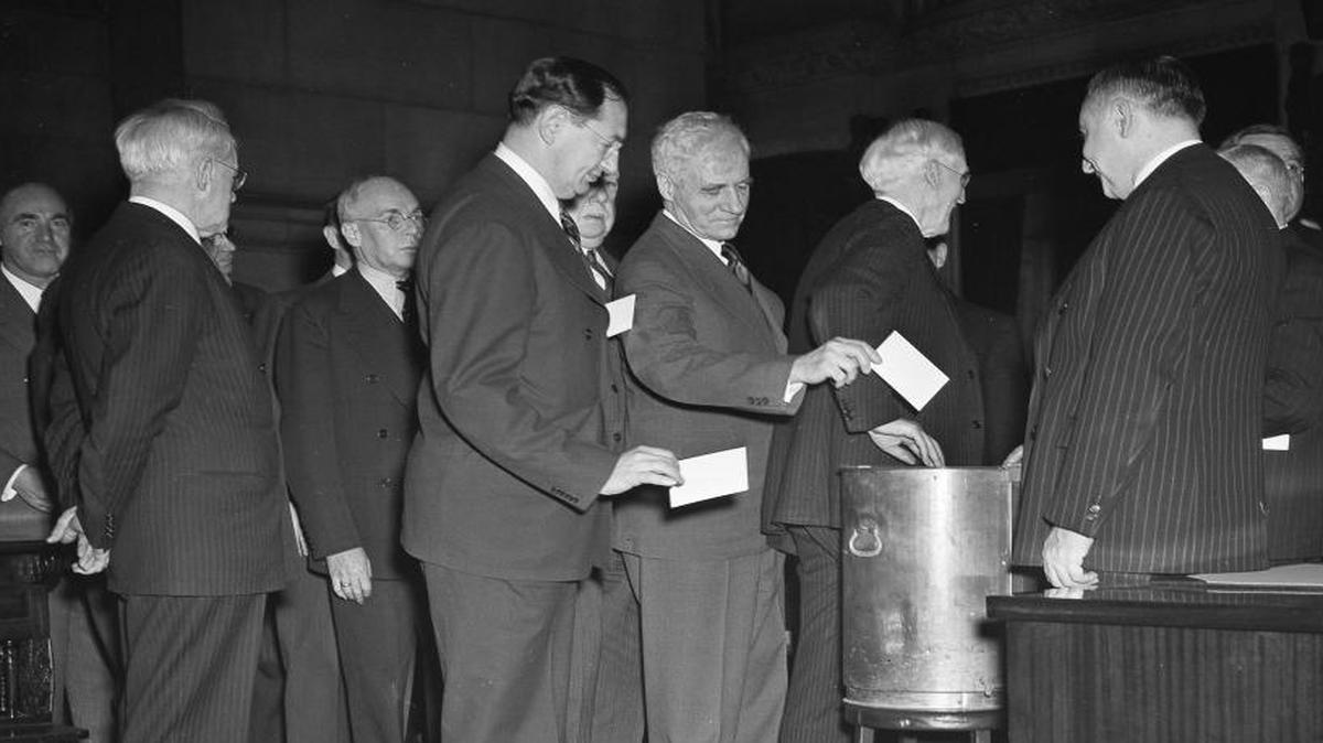 New York state Electoral College members cast votes at the state capital in Albany, N.Y., on Dec. 16, 1940.