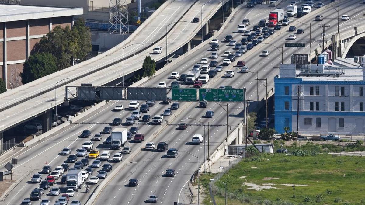 Afternoon traffic jam on the congested Hollywood 101 Freeway in Downtown Los Angeles.