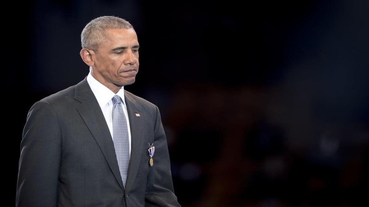 President Barack Obama reviews the troops during an Armed Forces Full Honor Farewell Review for him, Wednesday, Jan. 4, 2017, at Conmy Hall, Joint Base Myer-Henderson Hall, Va.