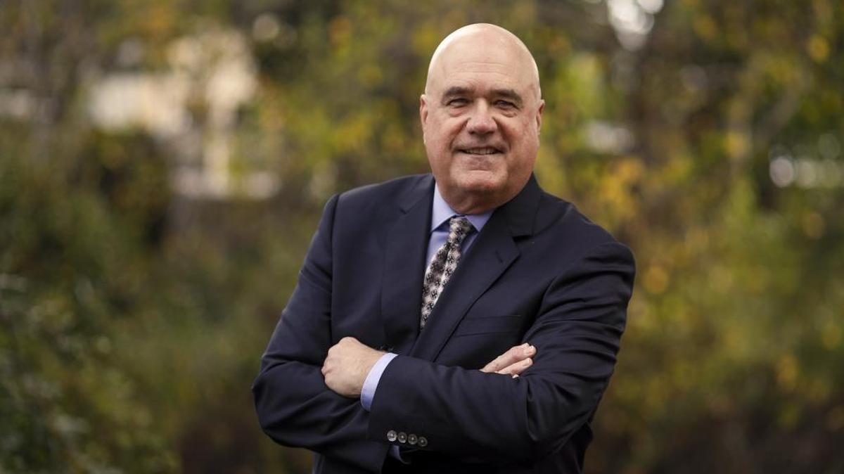 Judge Mike Cummins, a former Stanislaus County judge and San Luis Obispo County defense attorney, will run against Dan Dow in the June 2018 district attorney’s race.
