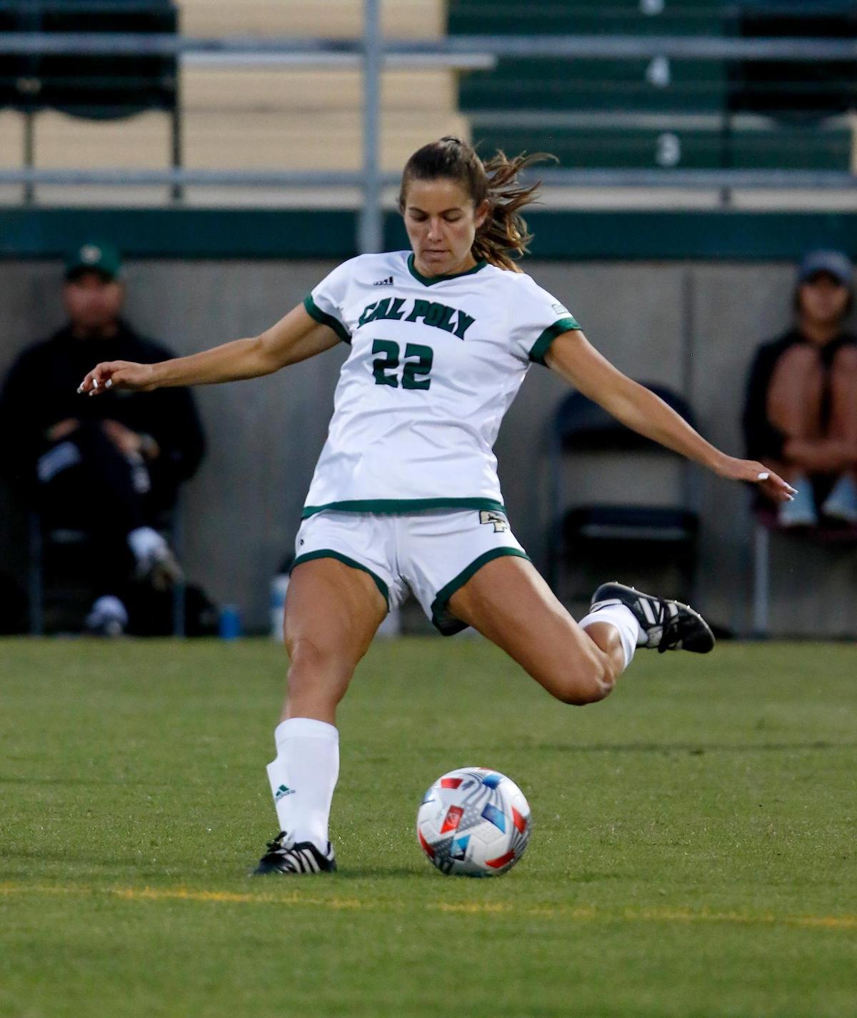 Cal Poly’s Grace Park (22) punts the ball. The Cal Poly women’s soccer team won the match against Montana, Thursday, August 26, at Alex G. Spanos stadium in San Luis Obispo.