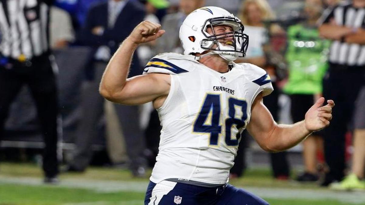 Former Cal Poly linebacker Nick Dzbunar will be a part of the San Diego Chargers’ move to Los Angeles ahead of the 2017-18 NFL season.