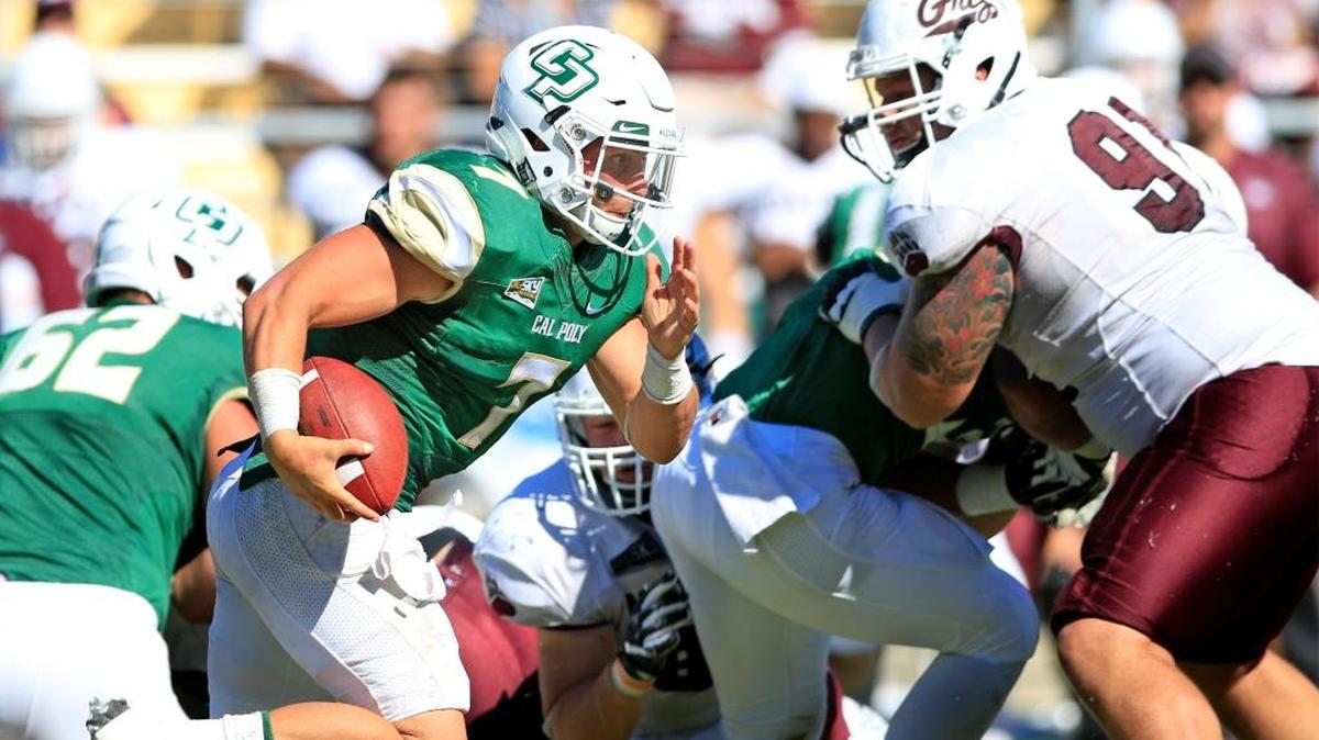 Cal Poly quarterback Dano Graves (7) will lead the No. 16-ranked Mustangs when they take on North Dakota at 11 a.m. Saturday at the Alerus Center in Grand Forks.