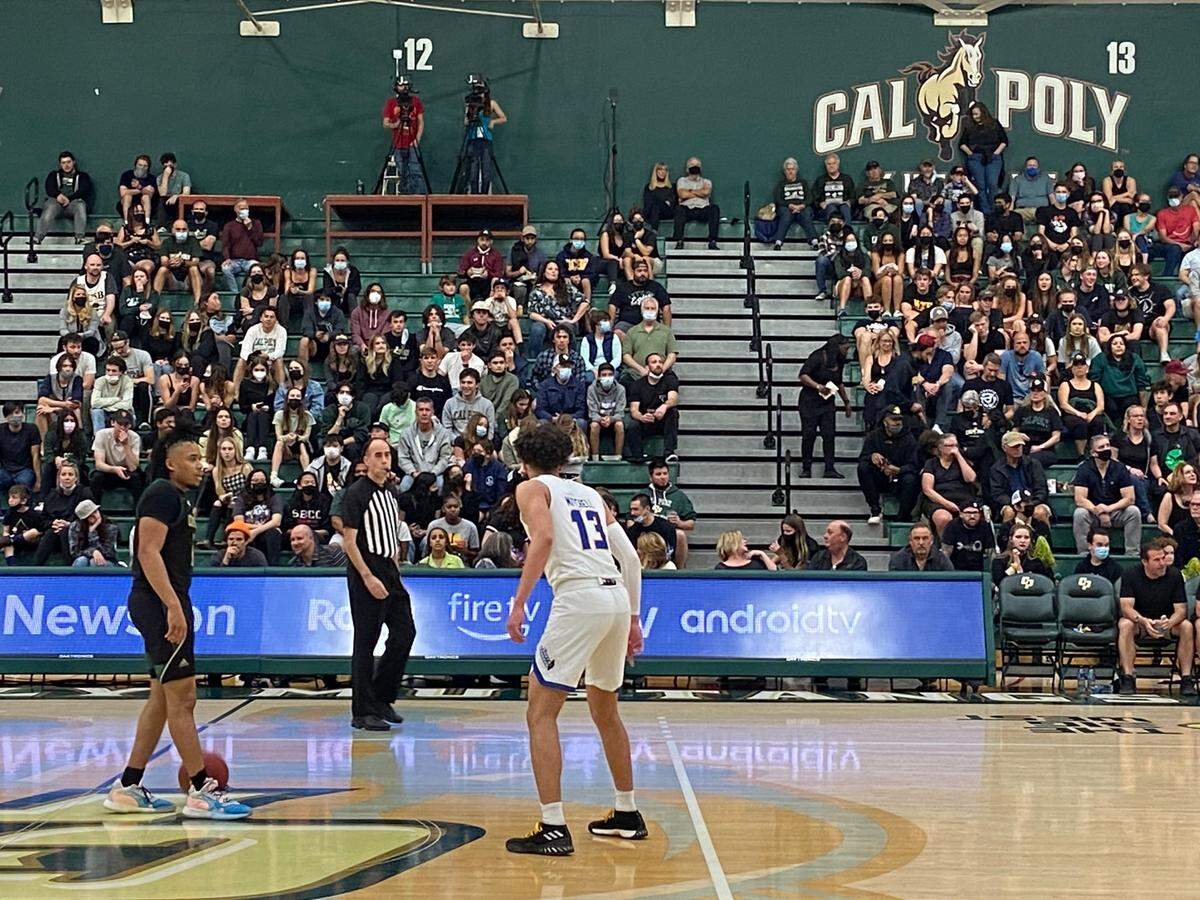 Camren Pierce dribbles as the Mustangs lost to UCSB 69-64 on Feb. 12, 2022.