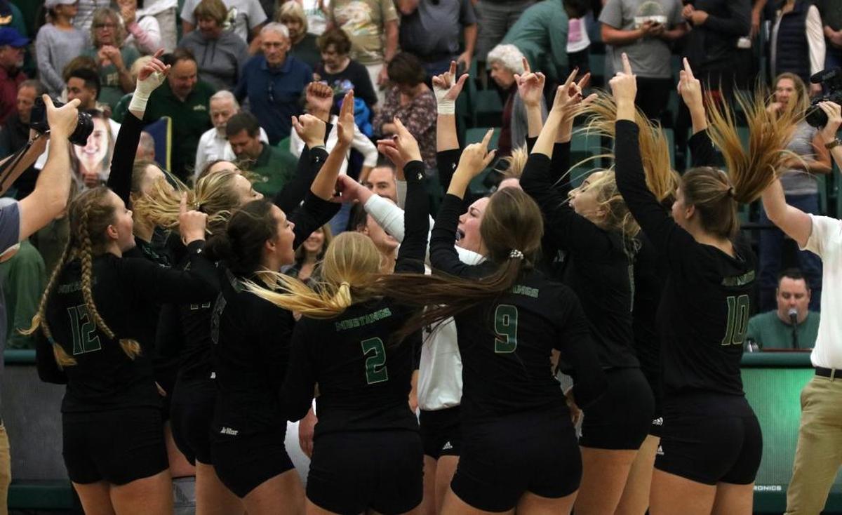 Cal Poly women’s volleyball celebrates its first Big West title since 2007.