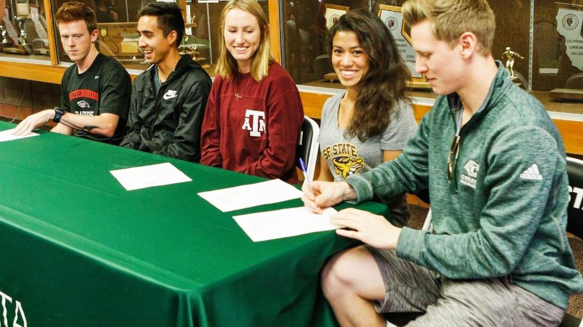 Cuesta College’s Augusta Thomason, center, defended her state title in the pole vault last weekend during the CCCAA Track and Field State Championships.